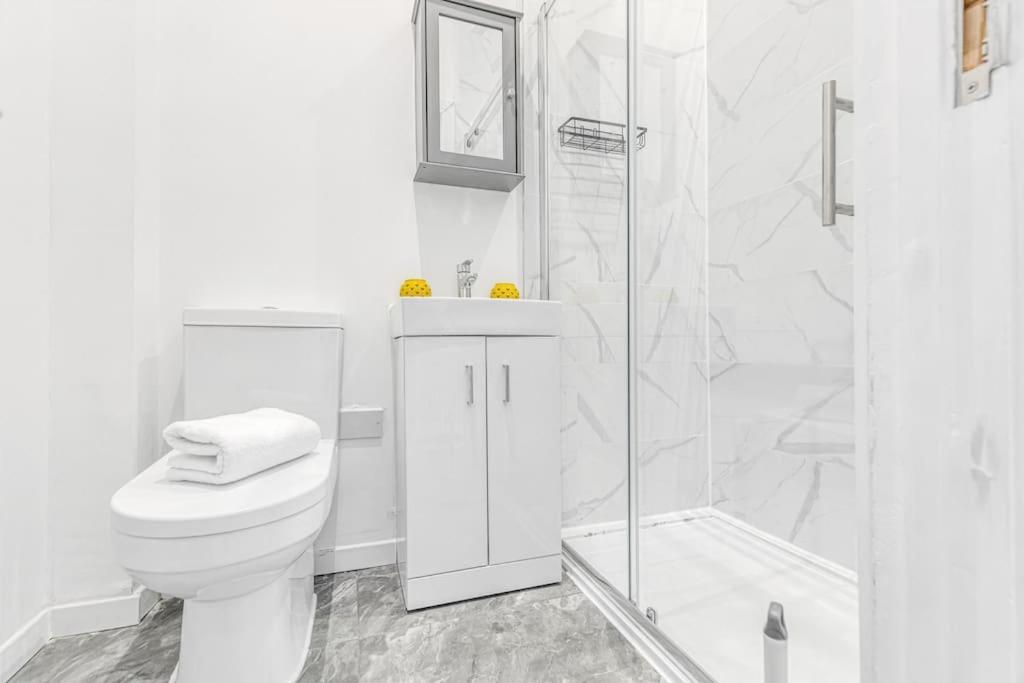 Lux Kensington 2br With Ac - Sleeps Up To 9 Apartment London